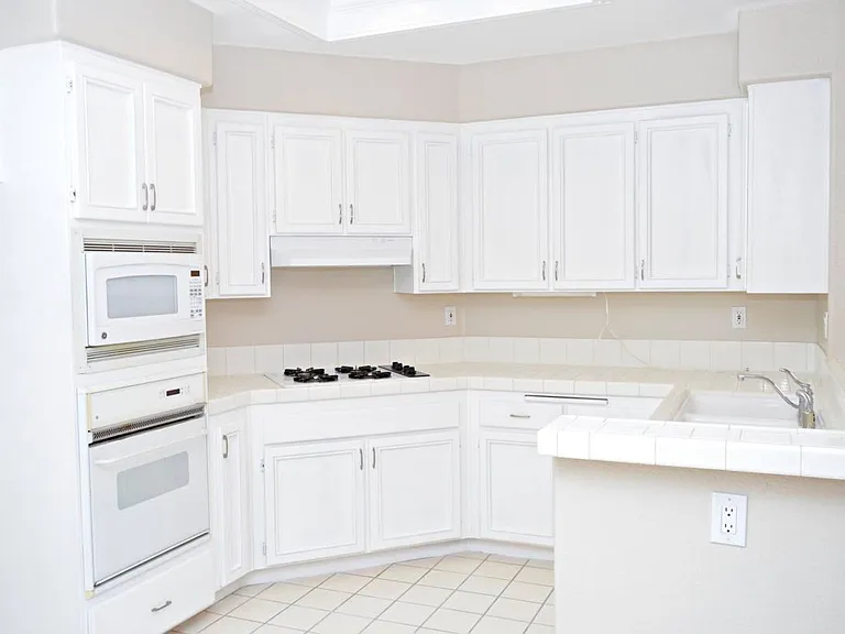 2413 N Summit Circle Gln — Photo 4