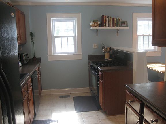 Kitchen, from backdoor
