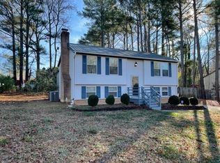 101 Indigo Dr, Cary, NC 27513