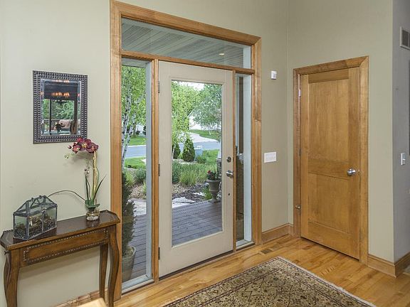 3rd image of 3099 N View Ln
