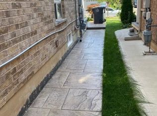 3231 Cactus Gate, Mississauga, ON L5N 8M7