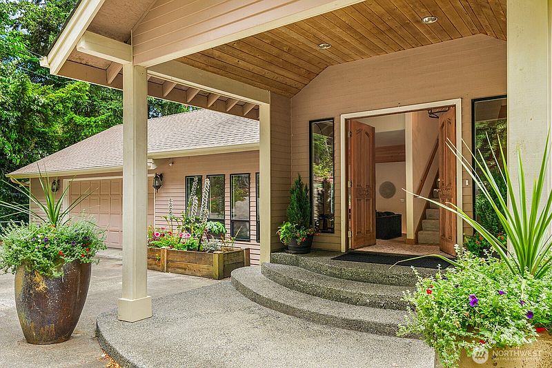2nd image of 22808 105th Avenue SW