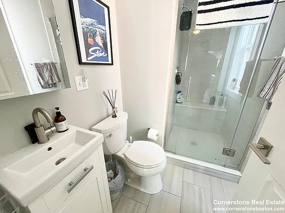 4th image of 24 Pond St #3