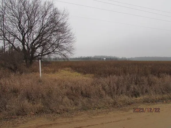 E Millbrook Rd, Mount Pleasant, MI 48858