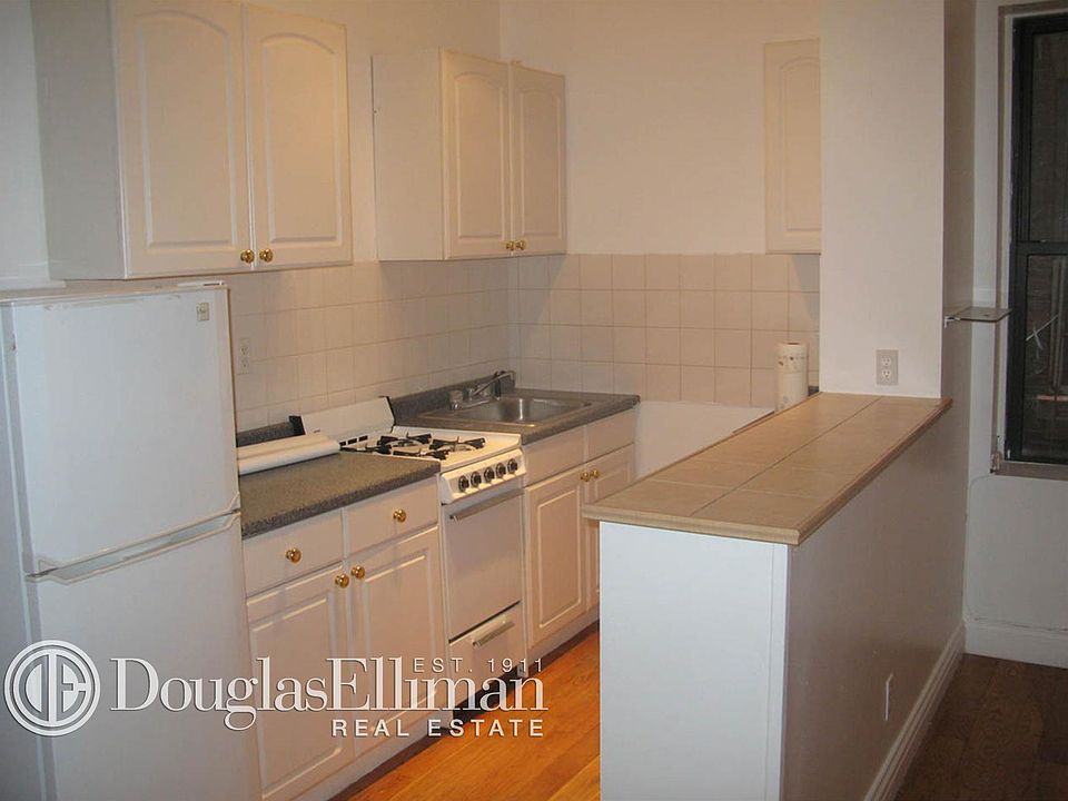 2nd image of 354 E 66th St #5B*