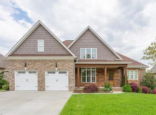 454 Ryder Cup Ln, Clemmons, NC 27012