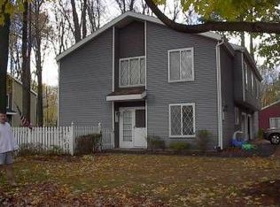 11 Spruce Ct, Delmar, NY 12054