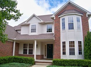 831 Joshua Dr, Highland, MI