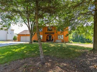 9 Kerry Hl, Fairport, NY 14450