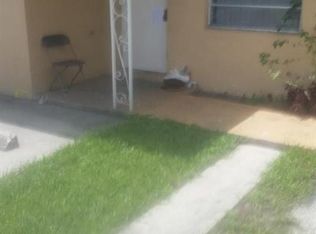 5918 N Wiley St, Hollywood, FL 33023