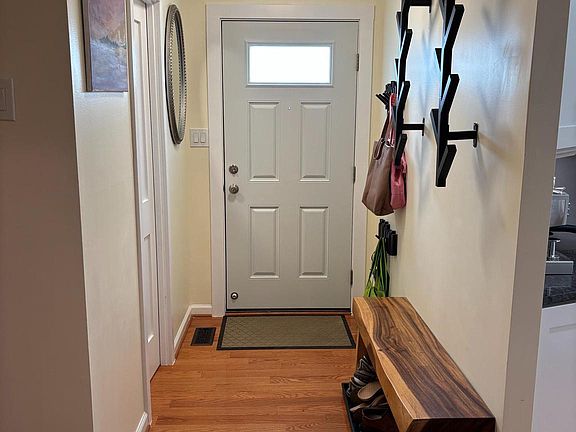 4th image of 3027 White Birch Ct