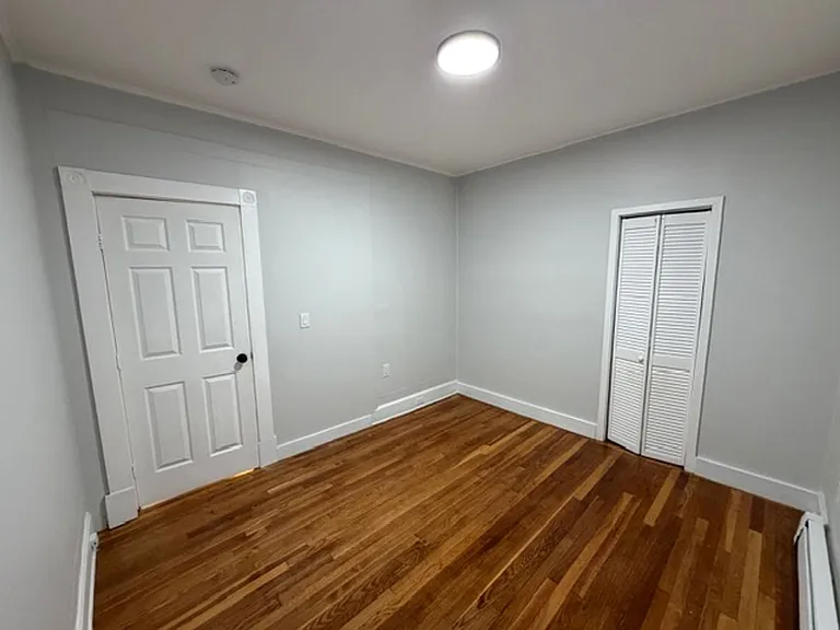 17 Pearl St — Photo 19
