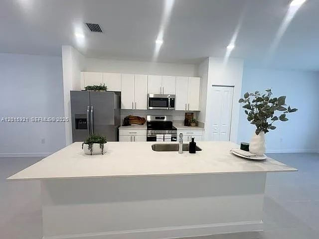 1137 SE 2nd Ter — Photo 11