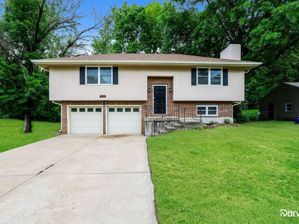 1012 NE Lindberg Dr