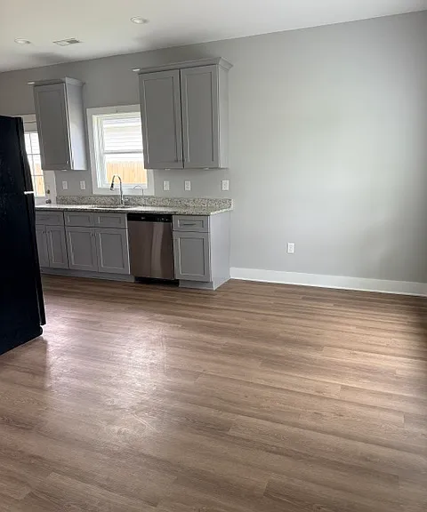 348 Dwight St — Photo 7