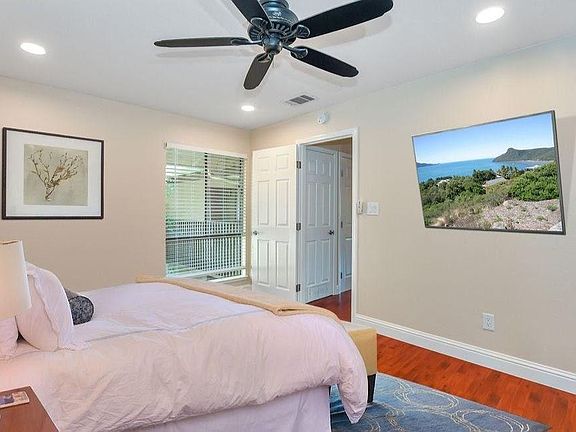 2nd image of 2410 Starlight Ln