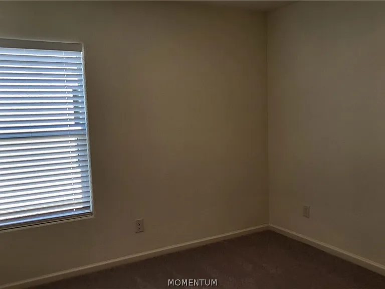 1141 Aspen Dr — Photo 8