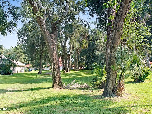 3rd image of 3650 Muirfield Dr