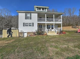 1305 Hanging Rock Pkwy, Dungannon, VA 24245