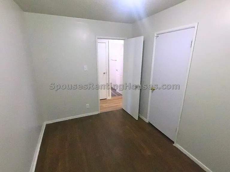 5126 Thrush Dr — Photo 8