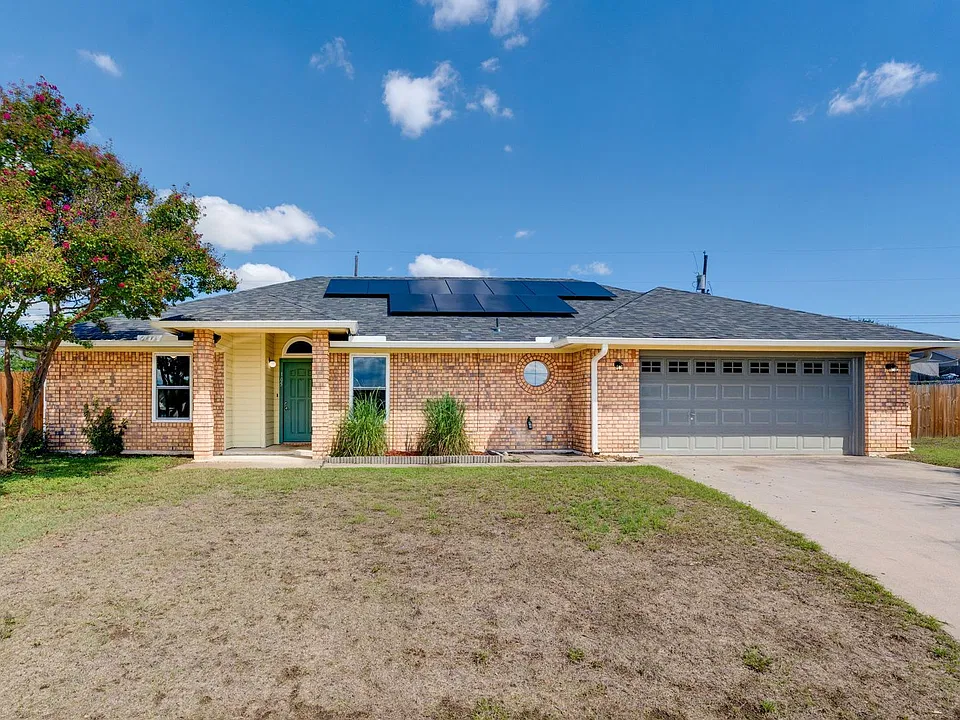 105 Mandy Cir