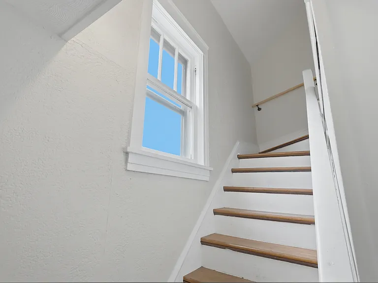 60 W Center St #2 — Photo 4