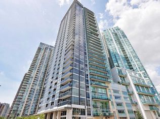 223 Webb Dr #3002, Mississauga, ON L5B 0E8