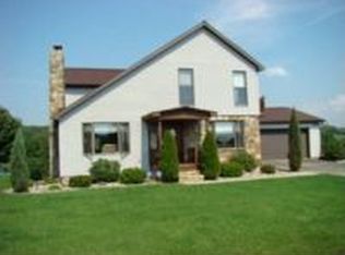 588 Kessler School Rd, Acme, PA 15610