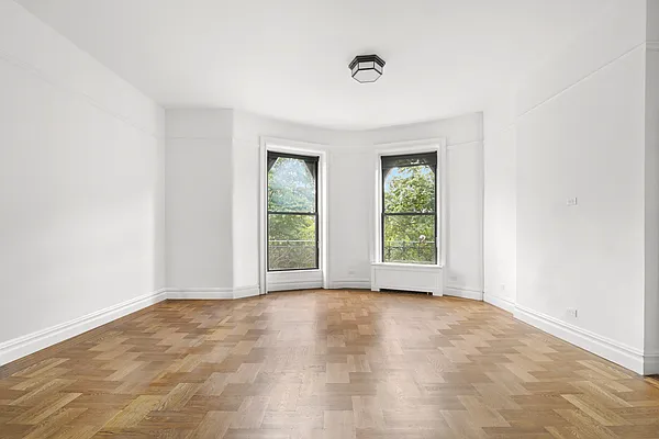 Rented by Compass | media 2