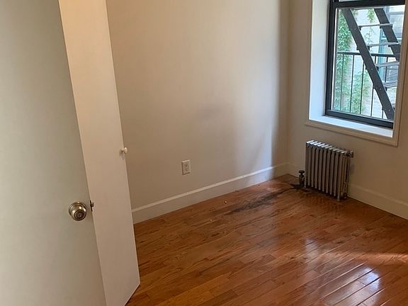 5th image of 11 Stanton St #2C19