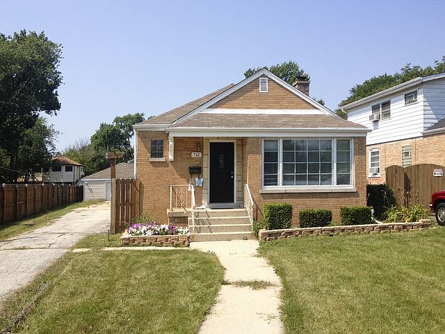 1st image of 742 S Summit Ave