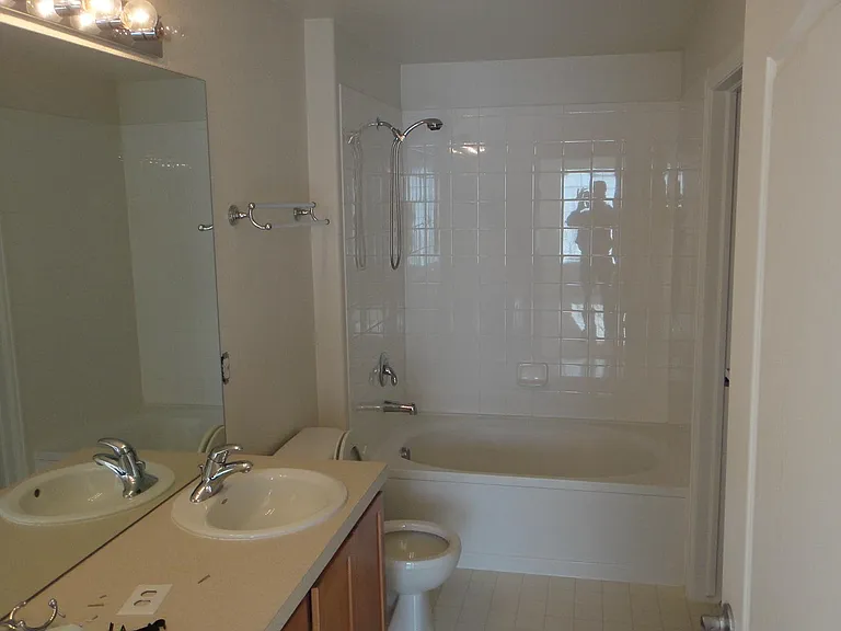 4775 Hahns Peak Dr #202 — Photo 4