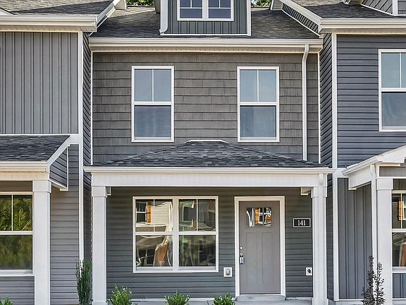 3rd image of 141 Quarry Point Dr