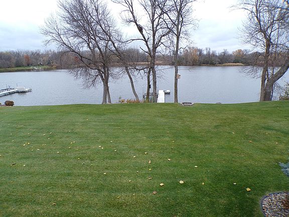 3rd image of 3011 Wells Lake Dr