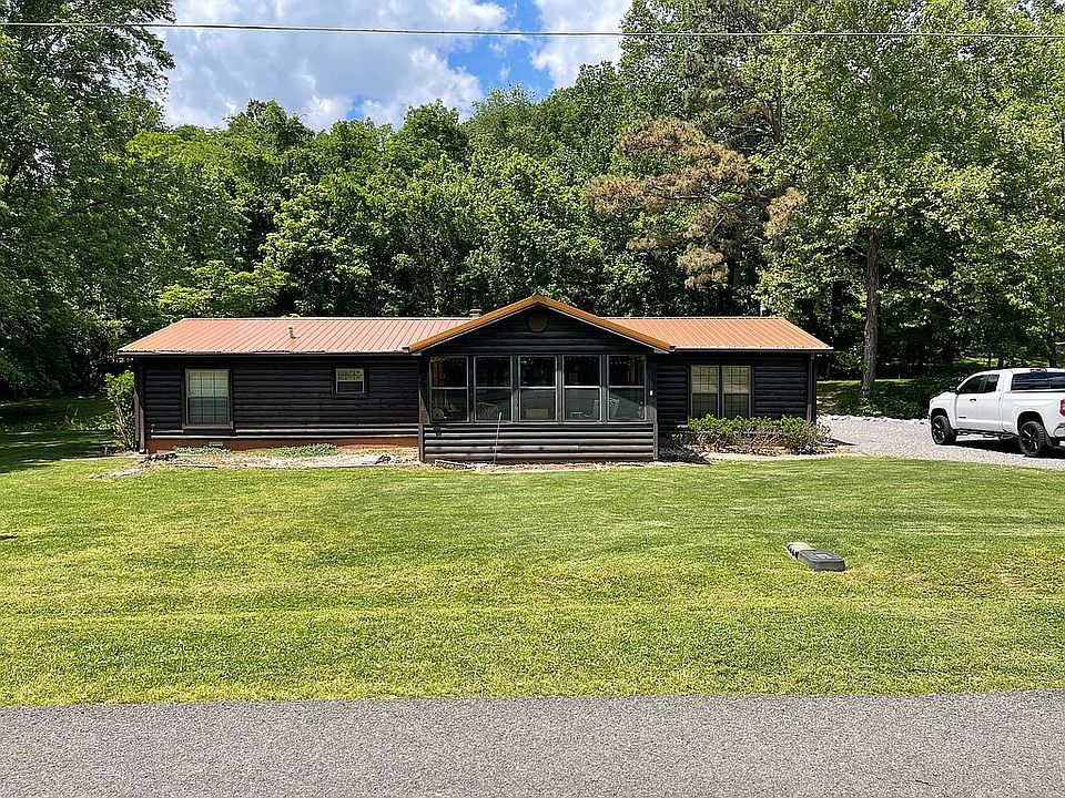 1st image of 207 Oriole Dr
