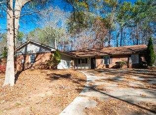192 Holly Ct, Loganville, GA 30052
