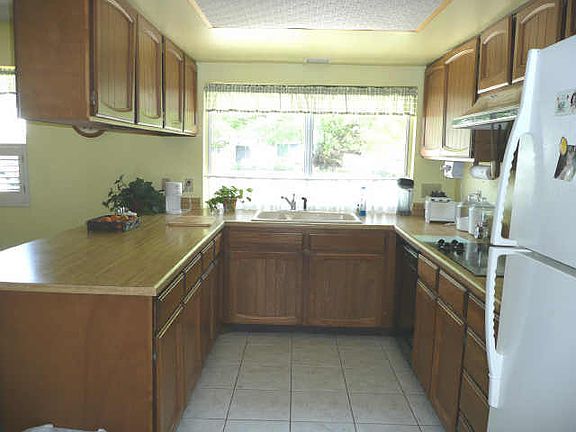 2nd image of 827 Leisure World -- #827