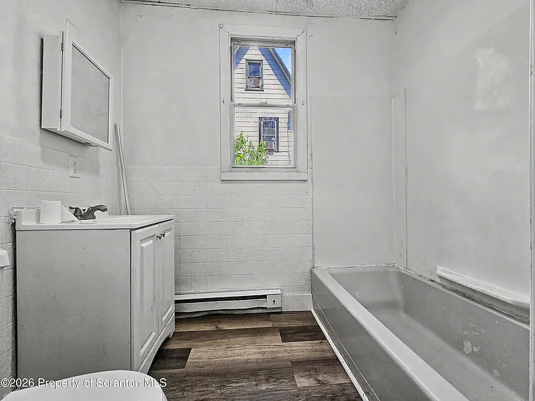 602 Prospect Ave #RIGHT — Photo 4