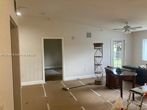 5th image of 211 SW Palm Dr APT 208