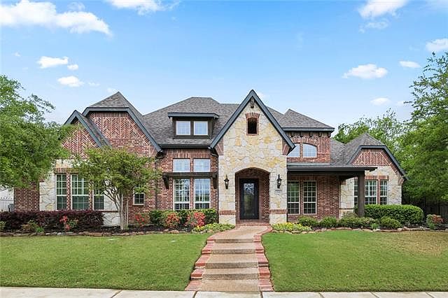 1st image of 204 Marie Cir
