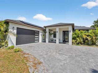 8256 Malvern Cir, Tampa, FL 33634