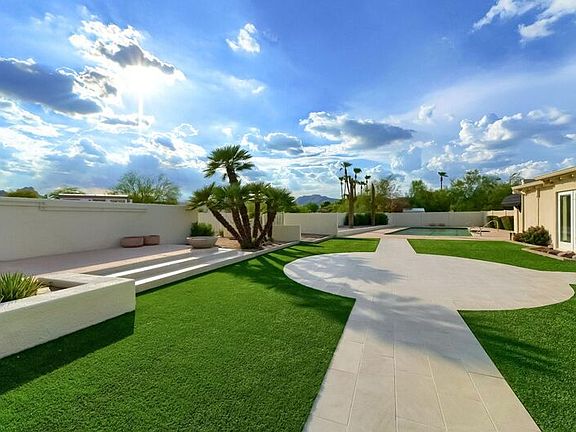 4th image of 5826 N Monte Vista Dr