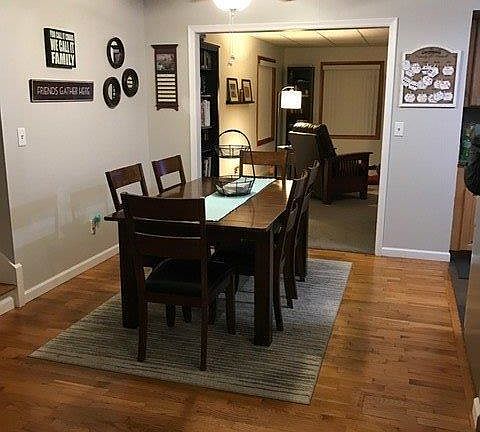 4th image of 2407 Blarney Dr