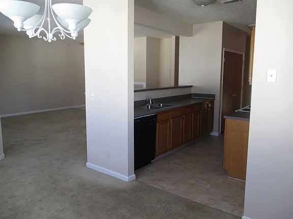 3rd image of 2365 Acorn Dr APT 231