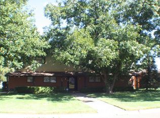 1410 Borger St, Plainview, TX 79072