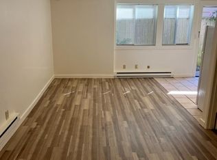 2537 13th Ave W #B, Seattle, WA 98119