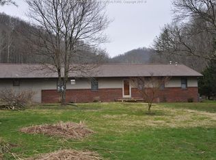 27 Eagle Pass, Foster, WV 25081