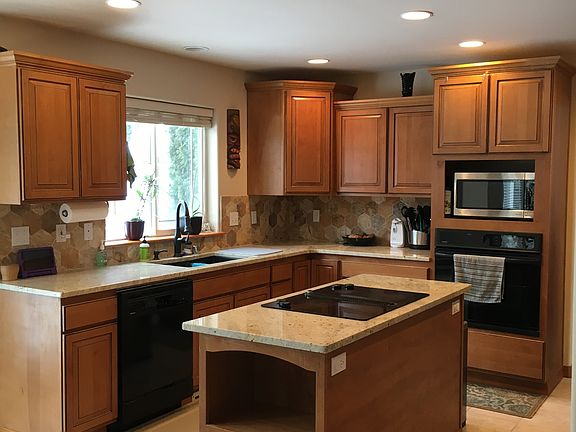 5th image of 2242 Morency Dr
