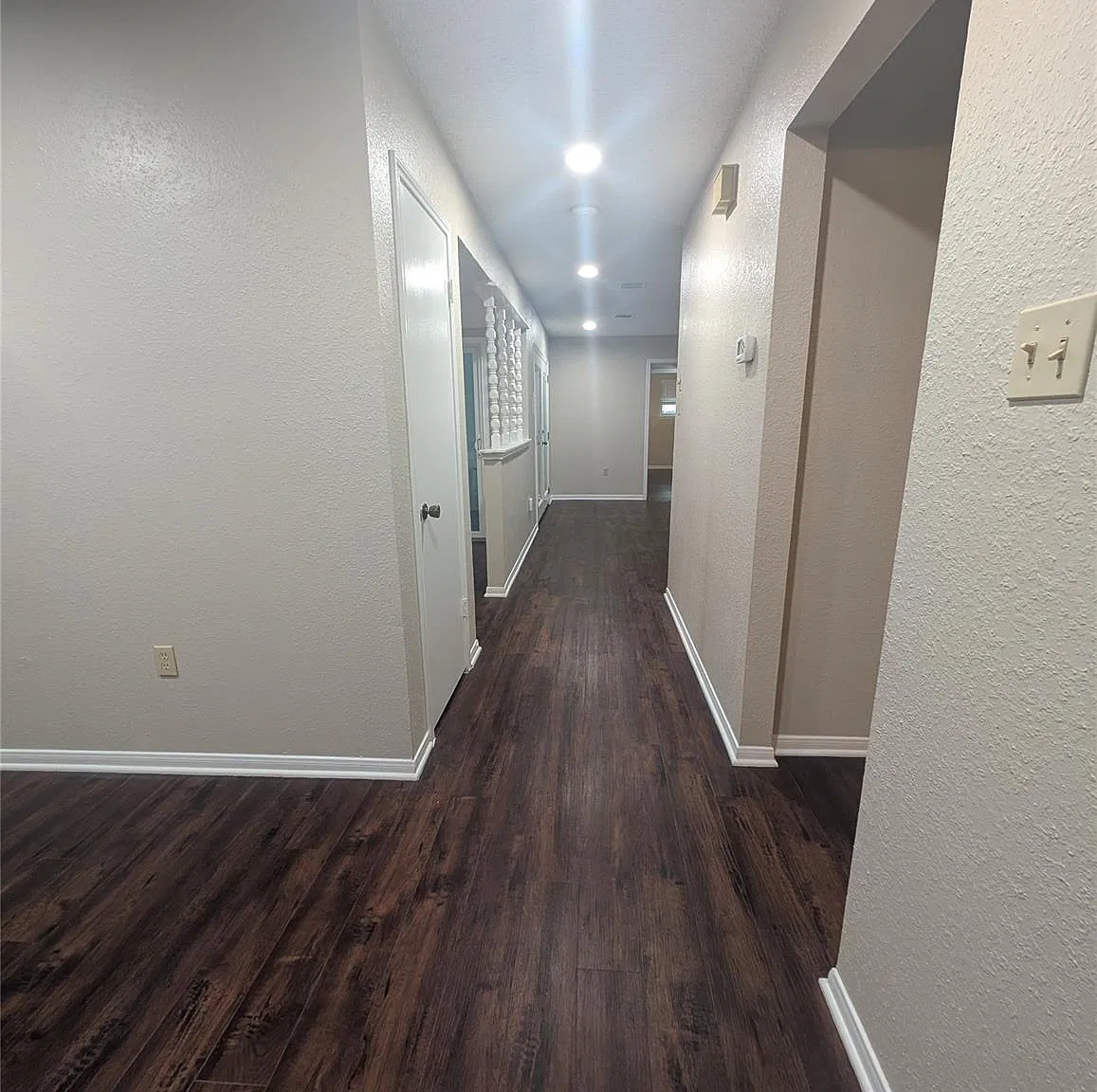 3 bed, 2.0 bath, 1615 sqft, $2,000 — Photo 4