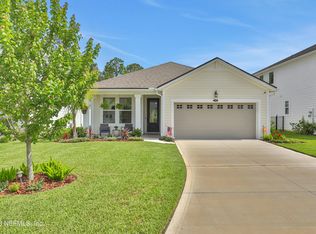 375 Oak Shadow Pl, Saint Johns, FL 32259